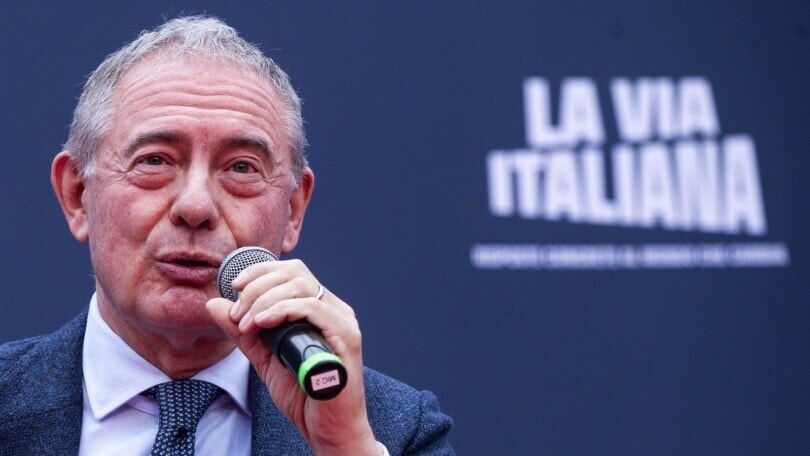 Dazi e stop alle auto endotermiche: il durissimo monito del ministro Urso