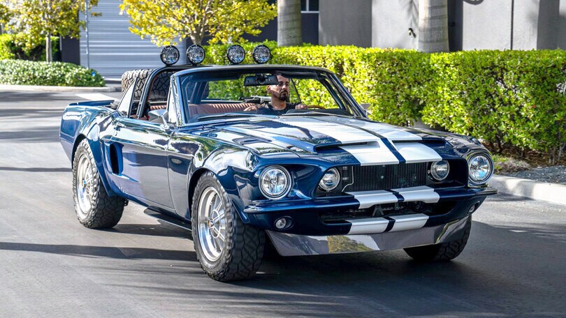 Ford Mustang 1968 restomod “Safari style” all’asta