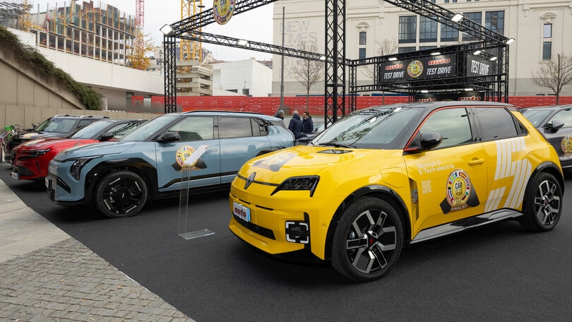 Renault 5 E-Tech Electric e Alpine A290, vincono Car of The Year 2025
