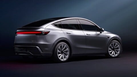 Tesla Model Y 2025