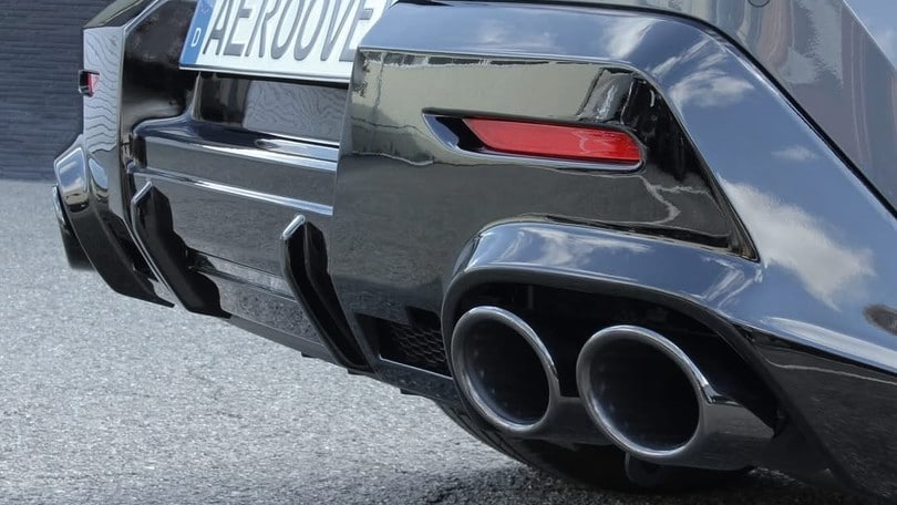 La Toyota Corolla Crown Sport si fa Purosangue