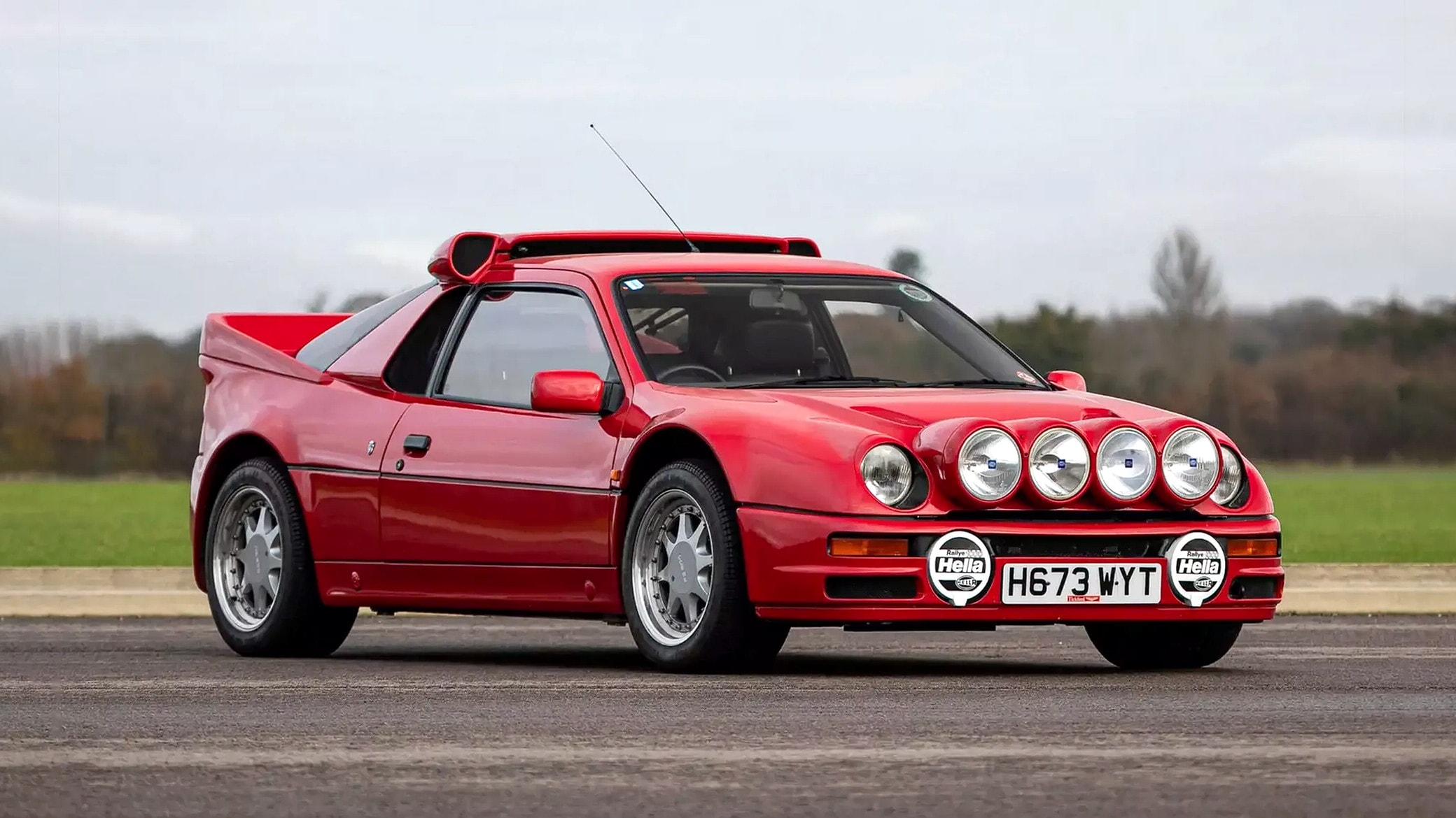 La rarissima Ford RS200 S all'asta da Iconic Auctioneers