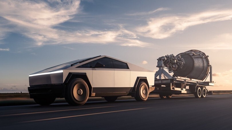 Tesla Cybertruck stenta ed è già tempo di sconti