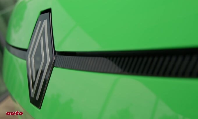 Leoni (Renault): "Vittoria di The Car of The Year 2025 corona un anno da record"