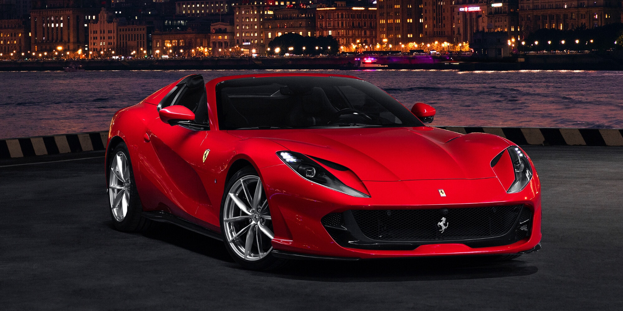 Ruba una Ferrari da mezzo milione ma viene incastrato… dalle AirPods