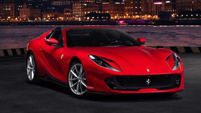 Ruba una Ferrari da mezzo milione ma viene incastrato… dalle AirPods