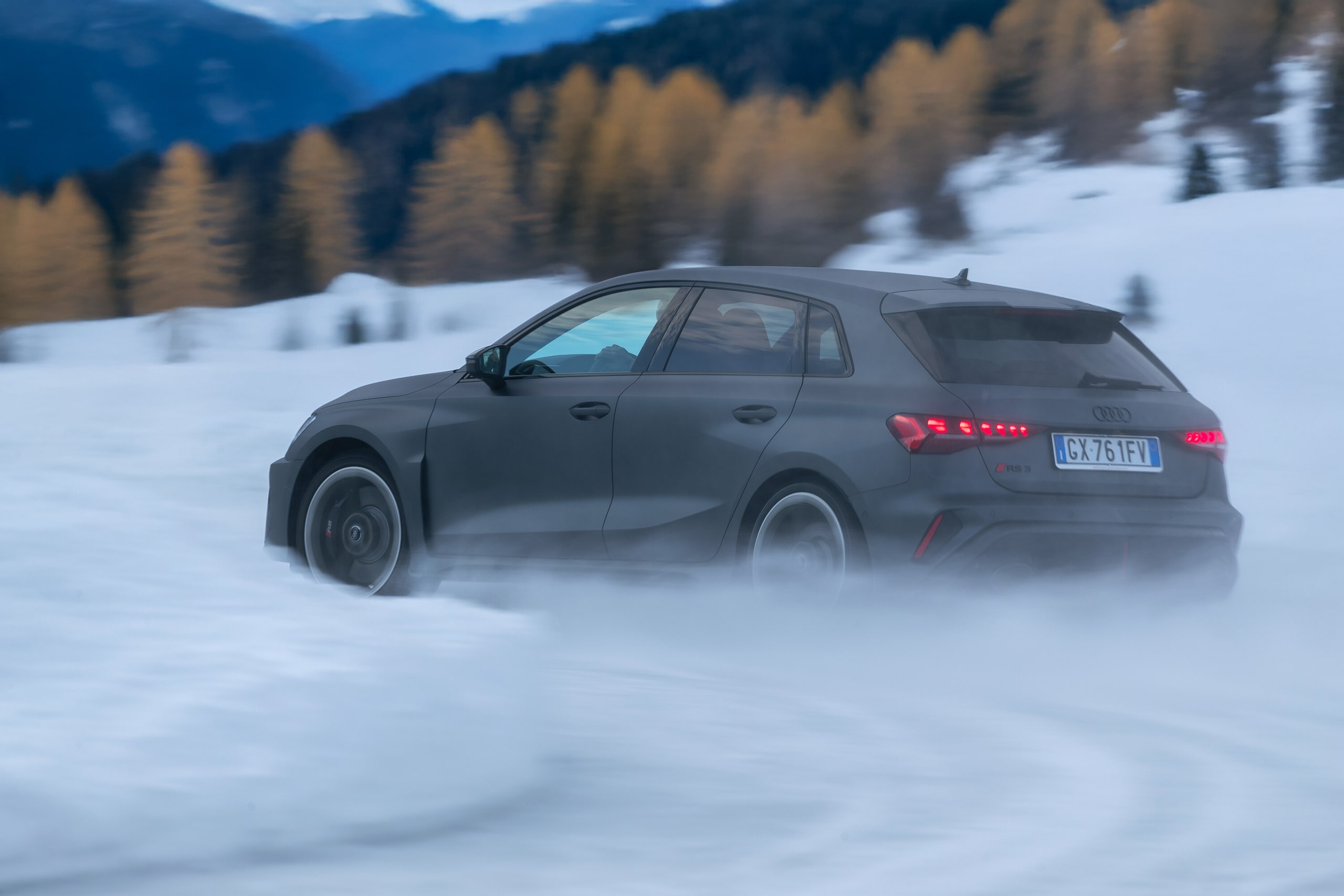 Nuova Audi RS3, il test