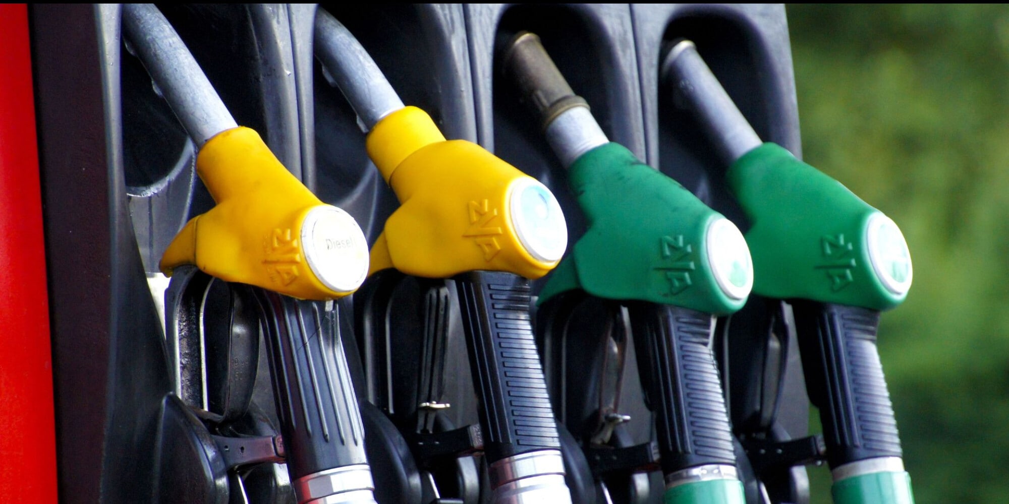 Rivoluzione accise, più costo per il gasolio, meno per la benzina, ecco perché