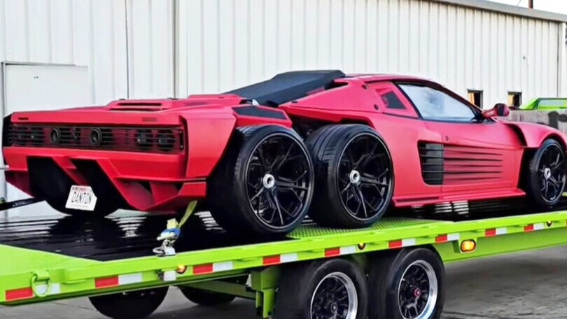 Ferrari Testarossa a sei ruote, il tuning estremo di Danton