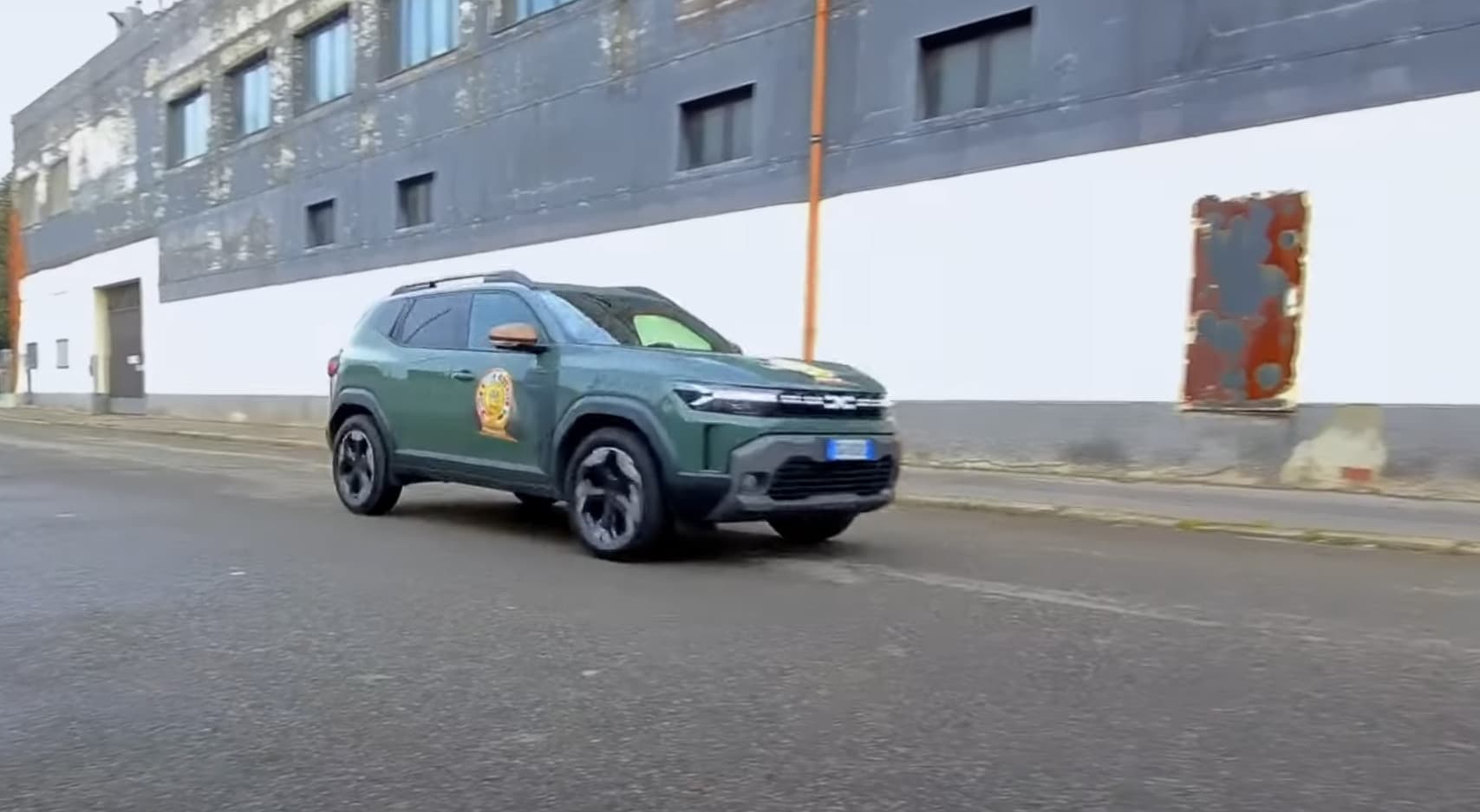 Dacia Duster full hybrid, bella e... accessibile