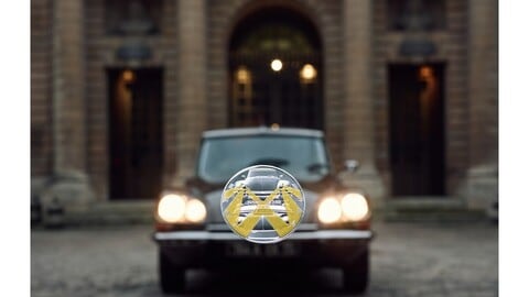 DS festeggia 70 anni e si regala una moneta