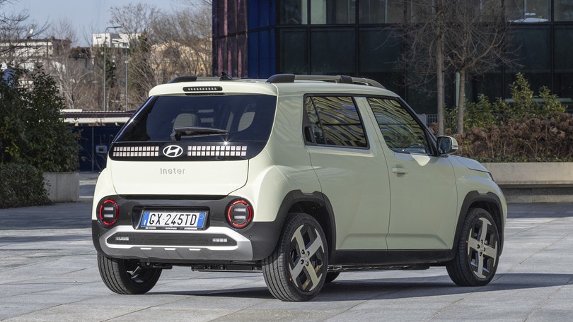 Hyundai Inster 2025, il primo test drive