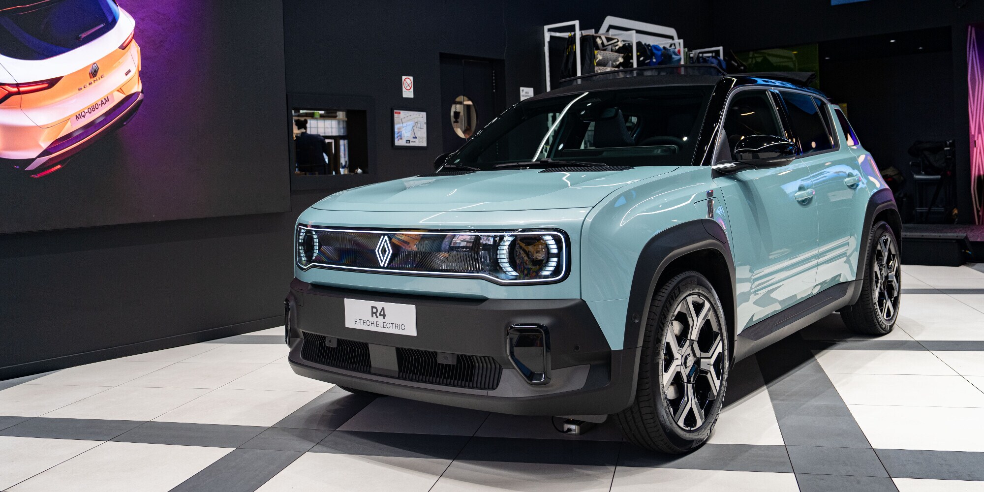 Renault 4 E-Tech, ecco i prezzi dell'elettrica dal sapore rètro