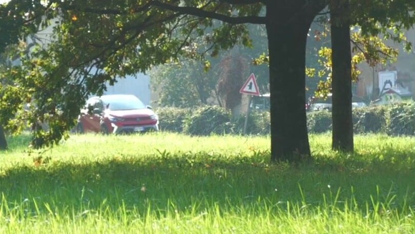 Renaul Captur E-Tech full hybrid, tre motivi per comprarla, ma con qualche riserva