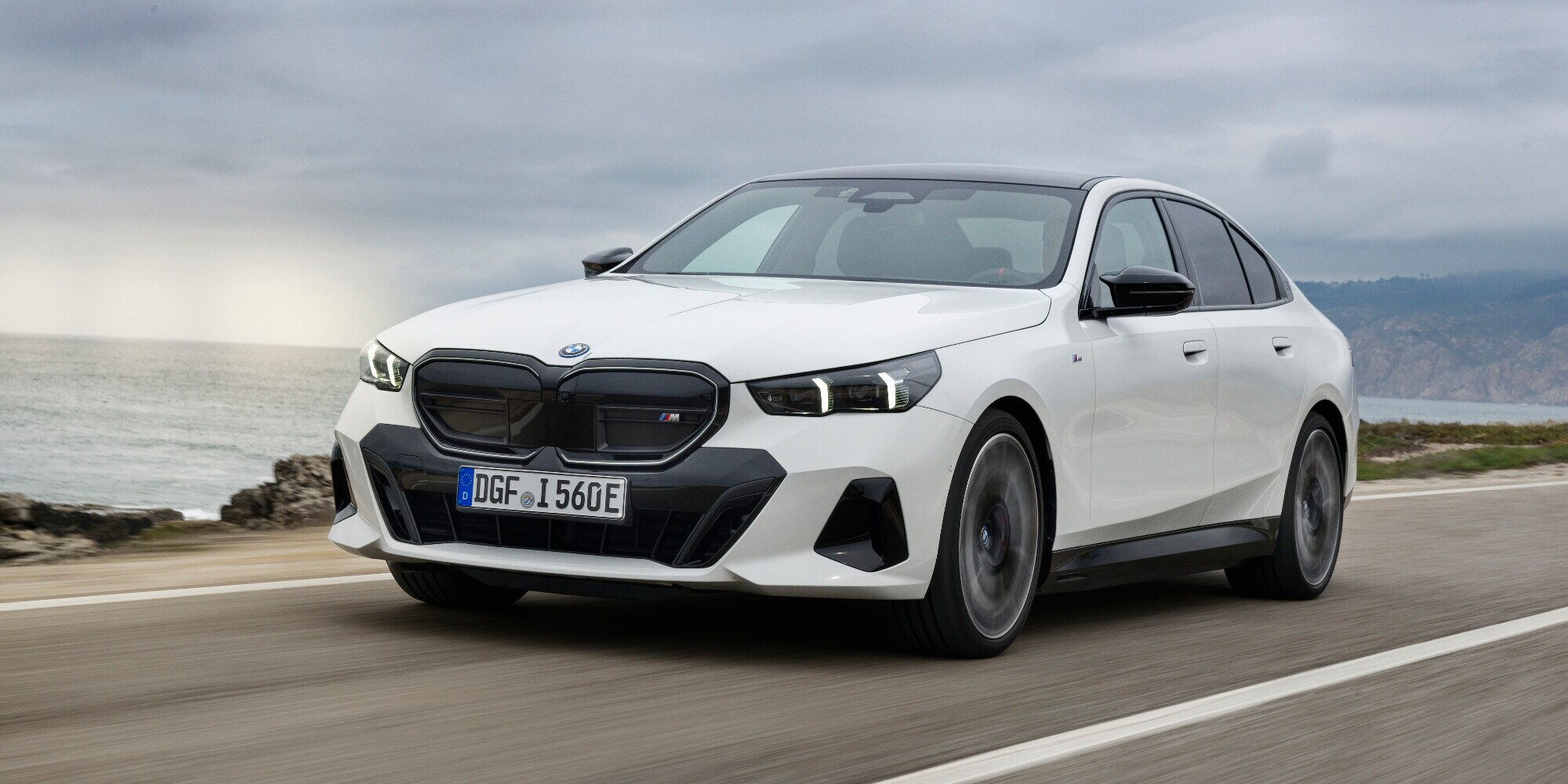 BMW, giù vendite e fatturato, 40 novità entro il 2027