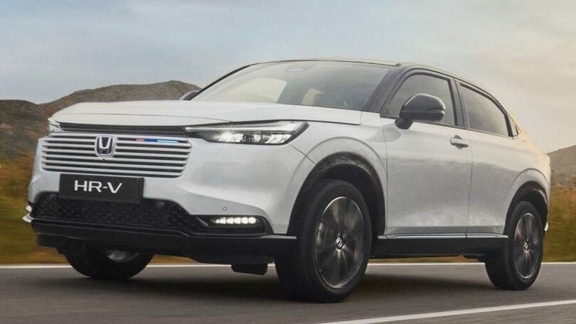 Honda HR-V e:HEV si rinnova per design e versioni