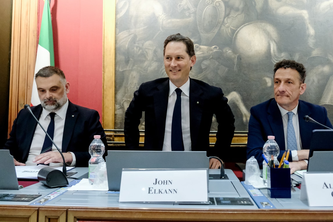 Elkann, l'audizione parlamentare in punti: dazi, costo dell'energia, produzione