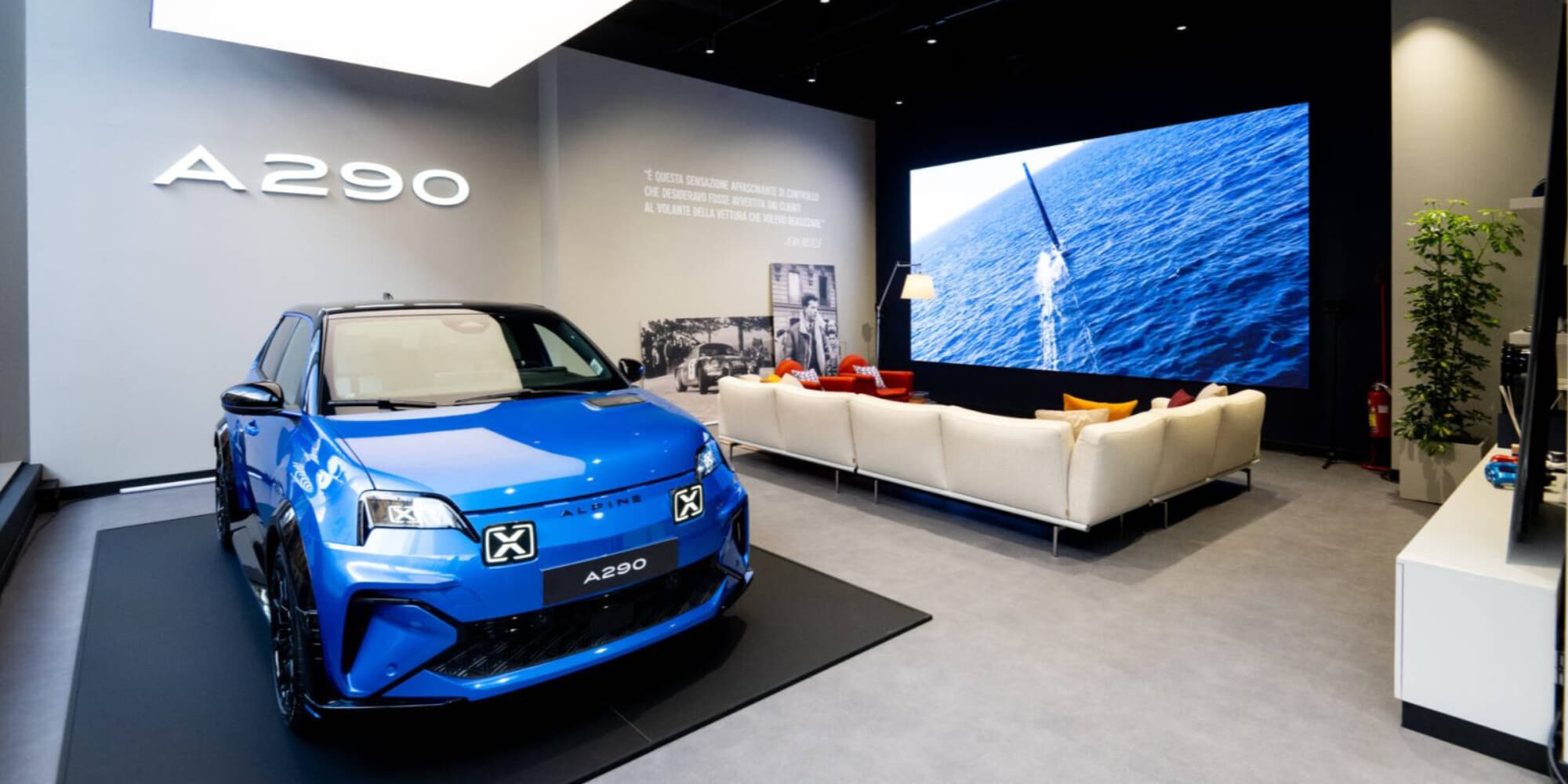 Alpine inaugura a Milano la sua prima Lounge