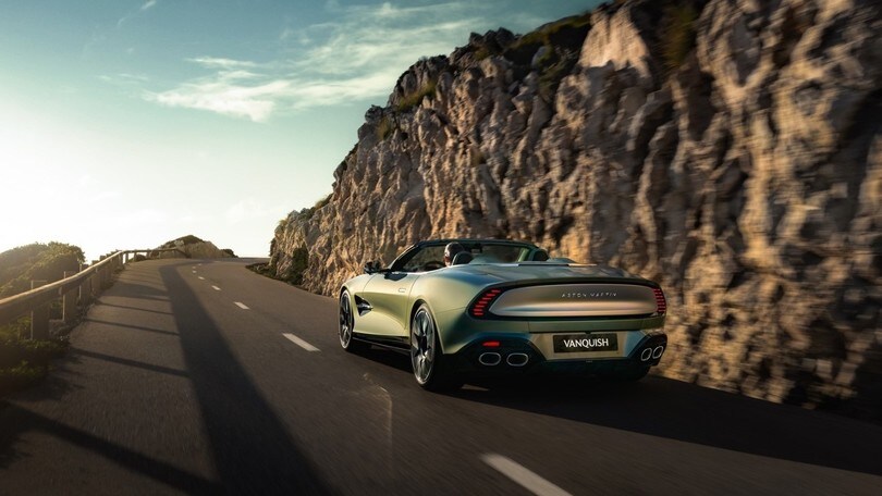 Aston Martin Vanquish Volante