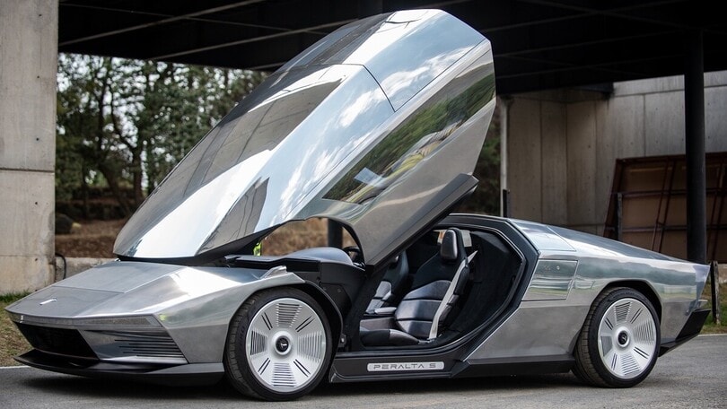 Peralta S by Giugiaro