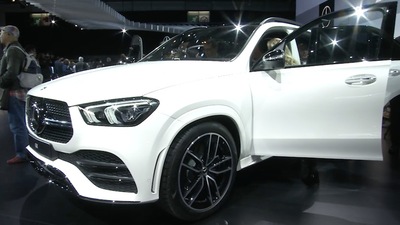 Parigi 2018 - Mercedes EQC - inervista a Eugenio Blasetti