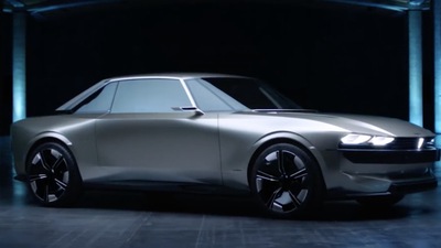 Mondial dell'Auto di Parigi - PEUGEOT E-Legend - intervista a Giulio Marc D'Aberton