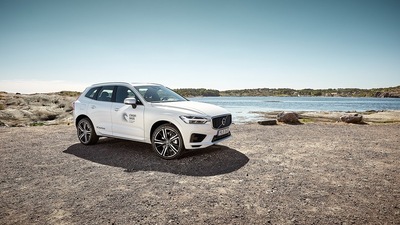 Volvo, LifeGate PlasticLess contro la plastica nei mari FOTO