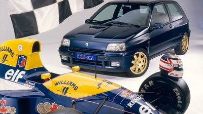 Renault Clio Williams, la citycar sportiva: foto