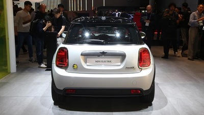 MINI Cooper SE al Salone di Francoforte 2019: foto