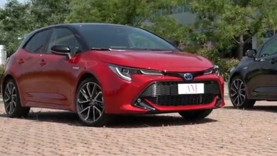 Toyota Corolla Hybrid a confronto, test drive VIDEO