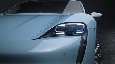 Porsche Taycan 4S: foto
