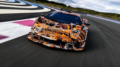 Lamborghini SCV12, hypercar da pista FOTO
