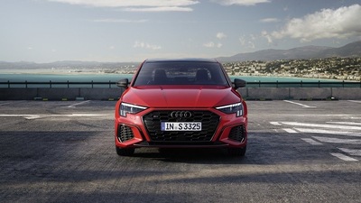Nuova Audi S3 Sedan FOTO