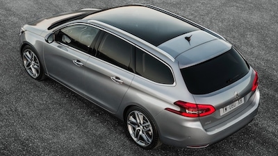 Peugeot 308, le due generazioni a confronto FOTO