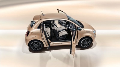 Fiat 500 elettrica 3+1 Video