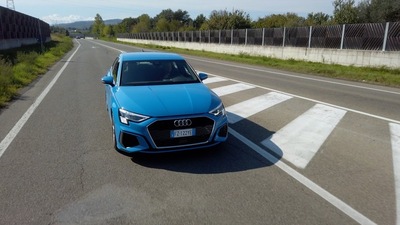 VIDEO: Audi A3 Sportback, il test su strada