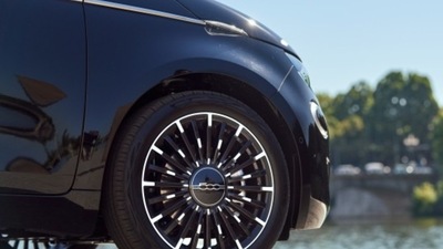 Tutorial: come funziona il kit di riparazione di una gomma