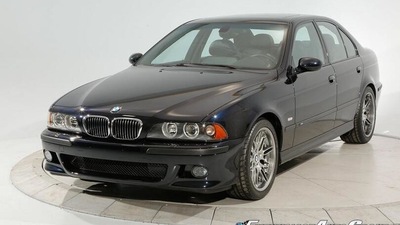 BMW M5 E39, modello del 2003 venduto a 200.000 dollari