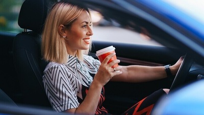 Se bevete caffè e ascoltate rap, siete più attenti alla guida