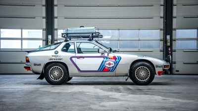 Porsche 924 "Safari"