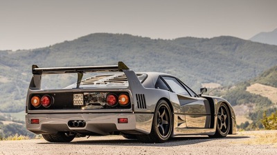 Questa Ferrari F40 ha 1000 cavalli