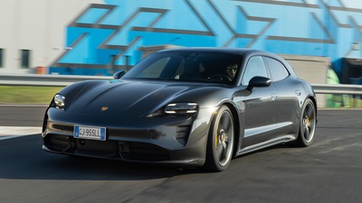 Porsche Taycan Sport Turismo Turbo S, la prova della super elettrica