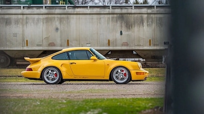 Porsche 911 Turbo S "Lightweight" all'asta