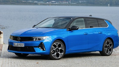 Opel Astra Sports Tourer ibrida plug-in, la prova: promossa o bocciata?