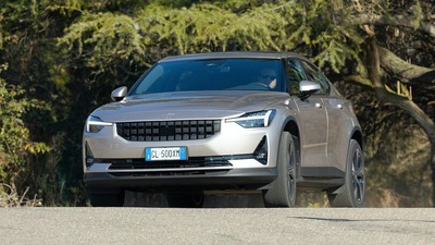 Polestar 2, la prova della "stella polare" elettrica