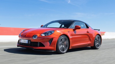 Alpine A110 S, la prova della piccola sportiva francese