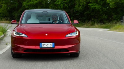 Nuova Tesla Model 3