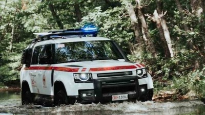 Defender 130 Outbound per la Croce Rossa, la prova