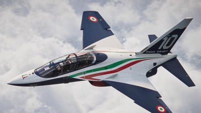 Il design del nuovo M-346 delle Frecce Tricolori disegnato da Pininfarina