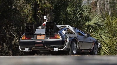 La DeLorean di Ritorno al futuro 2 va all'asta